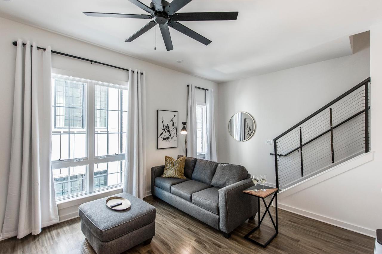 Brand New 4 Bedroom 4Bath Townhome With Amazing Rooftop! 纳什维尔 外观 照片