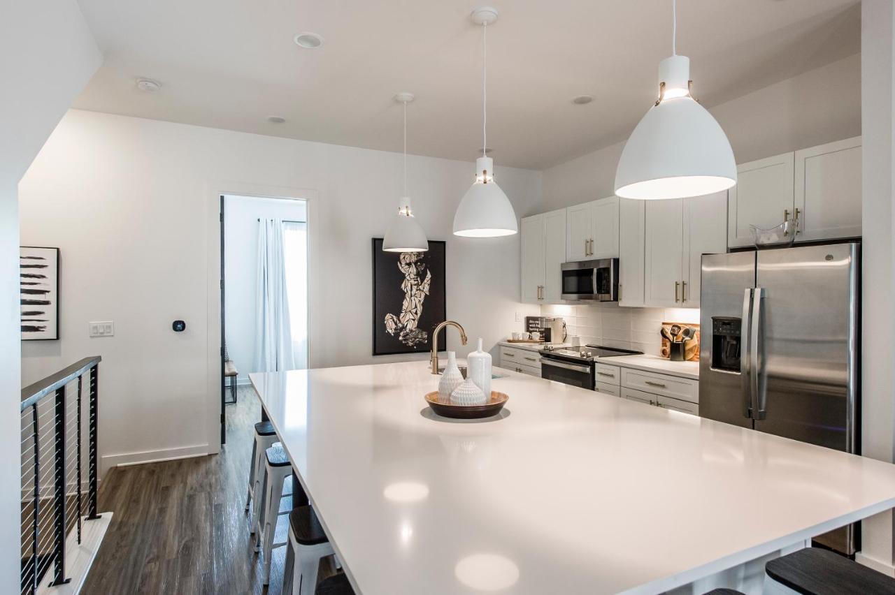 Brand New 4 Bedroom 4Bath Townhome With Amazing Rooftop! 纳什维尔 外观 照片